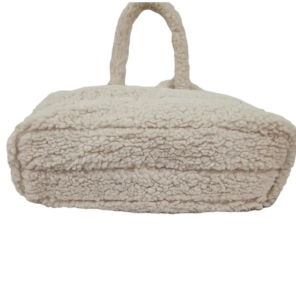 Universal Thread Women's Cream Plush Sherpa Large Tote